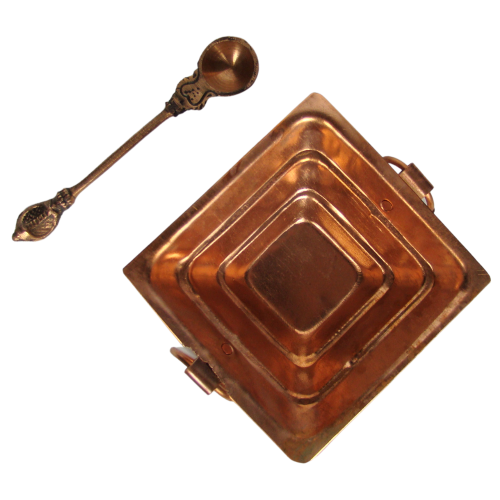 Mały Havan Kund - miedziane palenisko do Havan, Homa, Agnihotry — Havan Kund to tradycyjne miedziane palenisko
